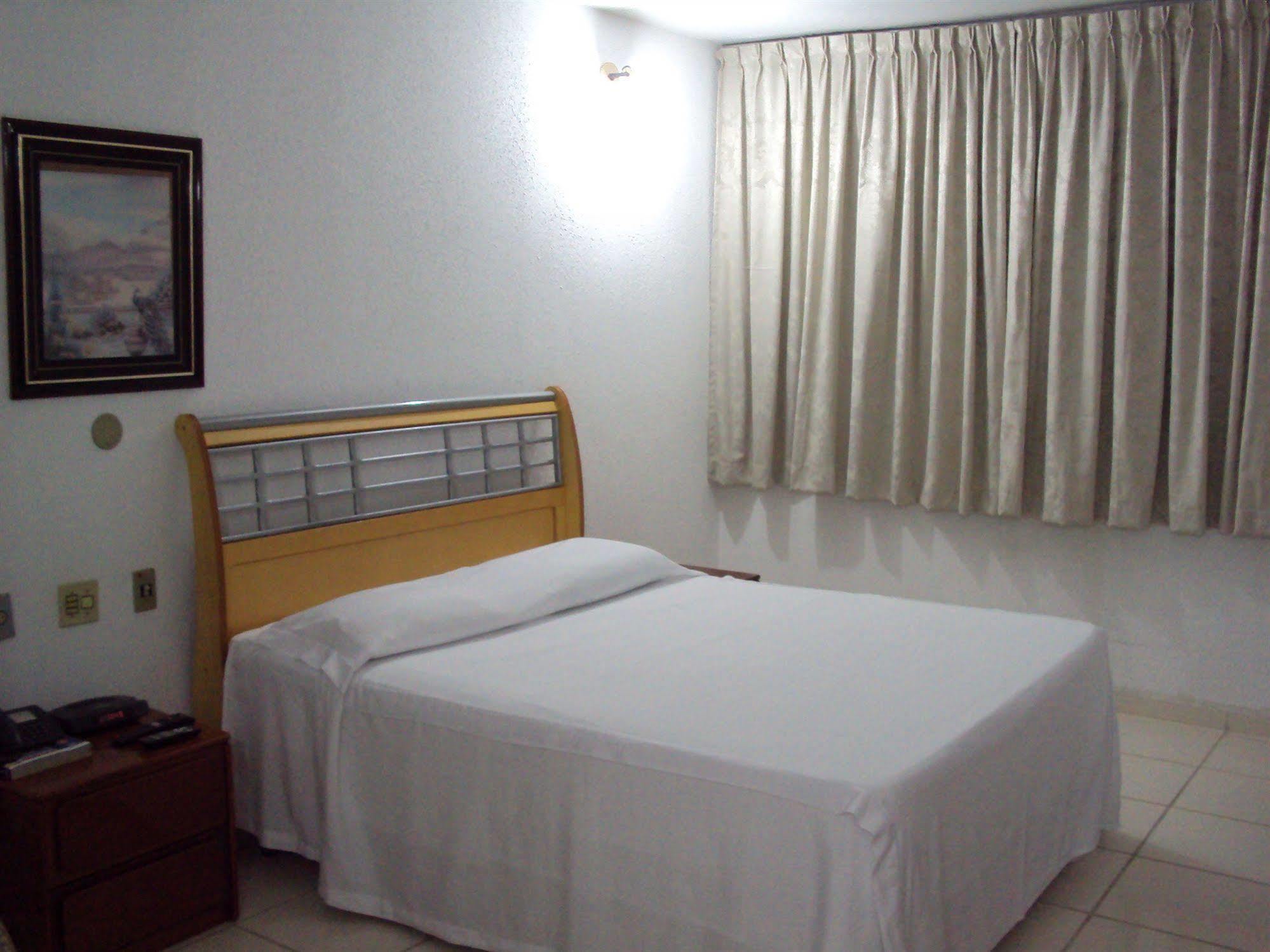 Obeid Plaza Hotel Bauru Exterior photo